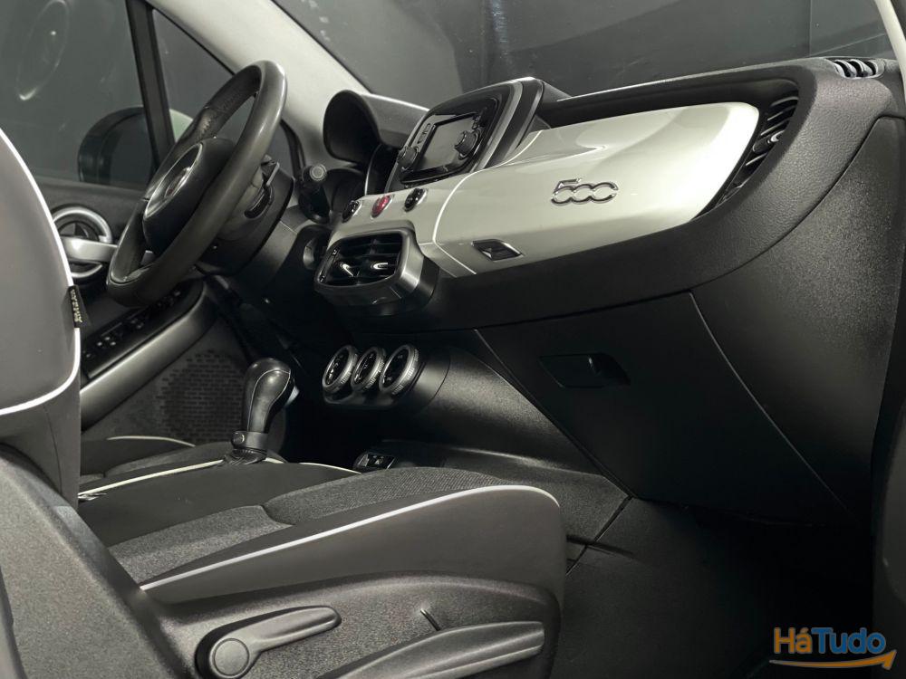 Fiat 500X 1.6 MJ Lounge DCT S&S Fiat 500X 1.6 MJ Lounge DCT S&S