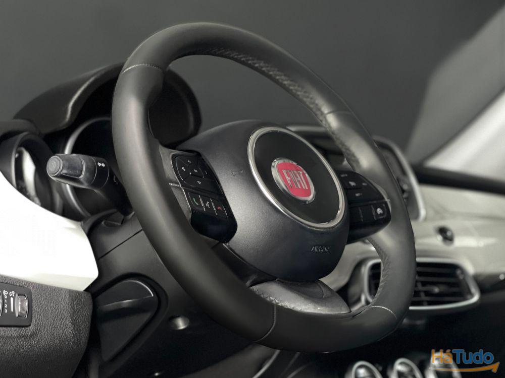 Fiat 500X 1.6 MJ Lounge DCT S&S Fiat 500X 1.6 MJ Lounge DCT S&S