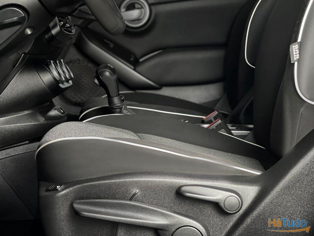 Fiat 500X 1.6 MJ Lounge DCT S&S Fiat 500X 1.6 MJ Lounge DCT S&S