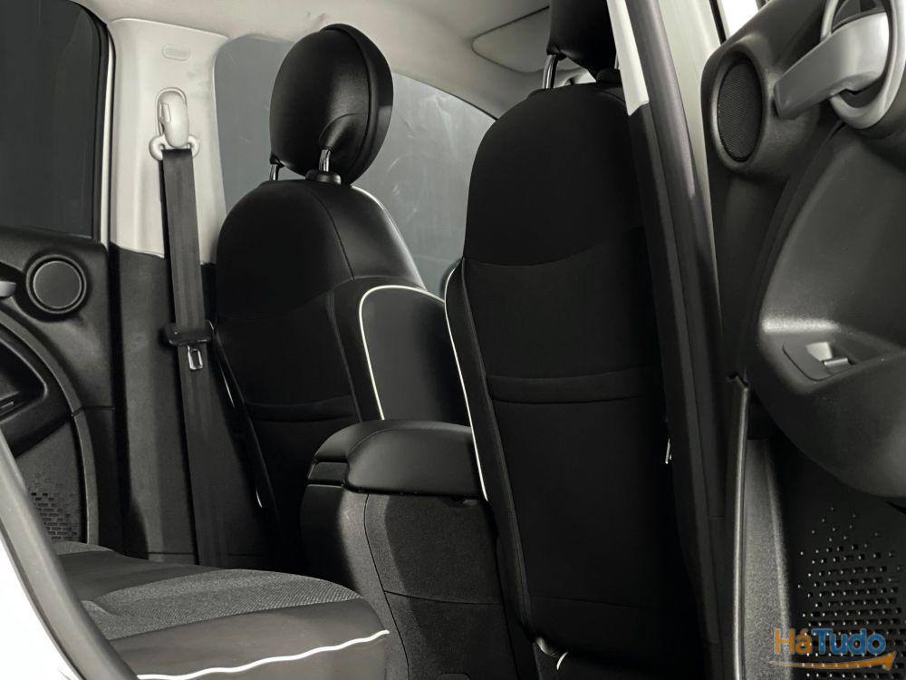 Fiat 500X 1.6 MJ Lounge DCT S&S Fiat 500X 1.6 MJ Lounge DCT S&S