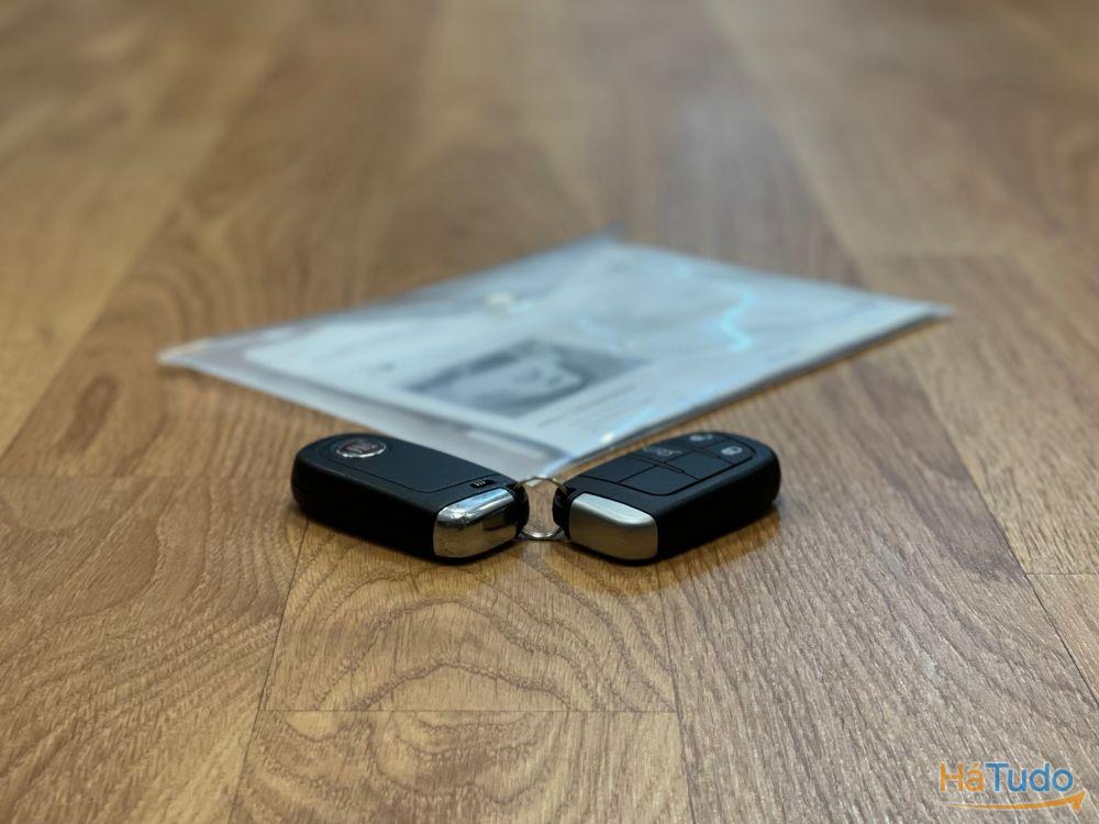 Fiat 500X 1.6 MJ Lounge DCT S&S Fiat 500X 1.6 MJ Lounge DCT S&S