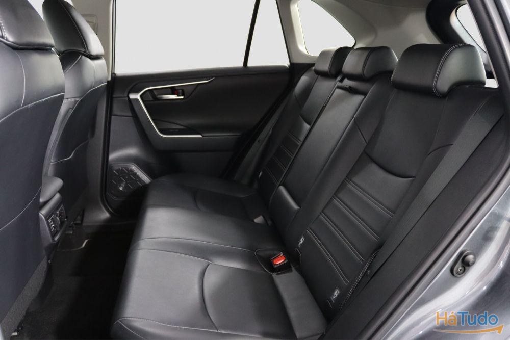 Toyota RAV4 2.5 HDF Exclusive Toyota RAV4 2.5 HDF Exclusive