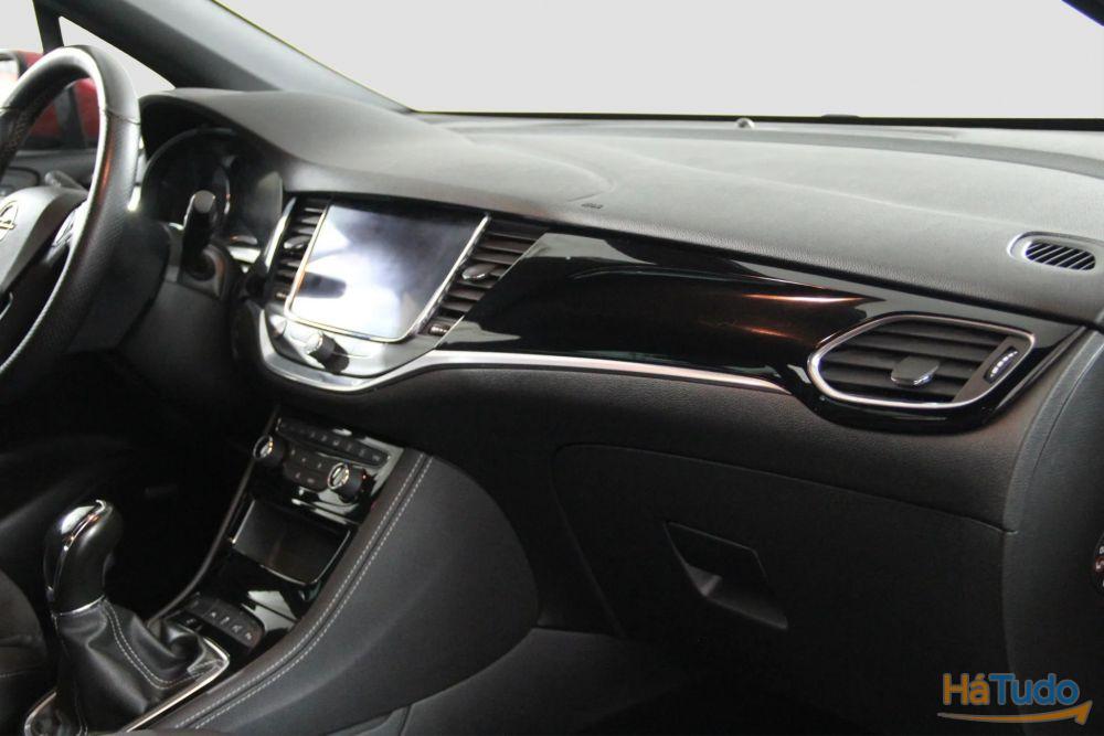 Opel Astra 1.2 T Ultimate S/S Opel Astra 1.2 T Ultimate S/S