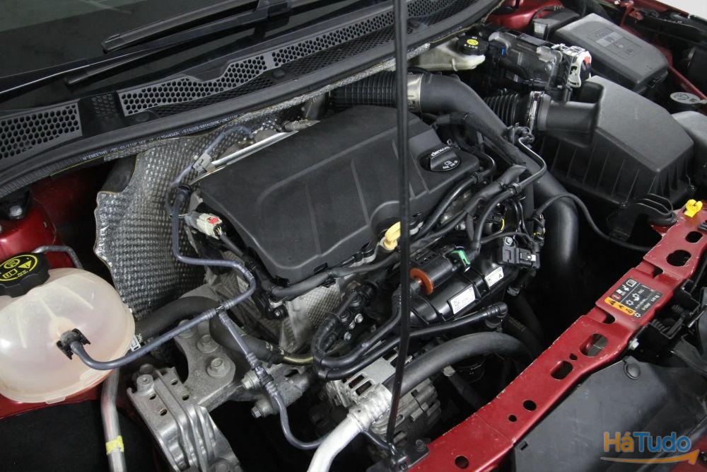 Opel Astra 1.2 T Ultimate S/S Opel Astra 1.2 T Ultimate S/S