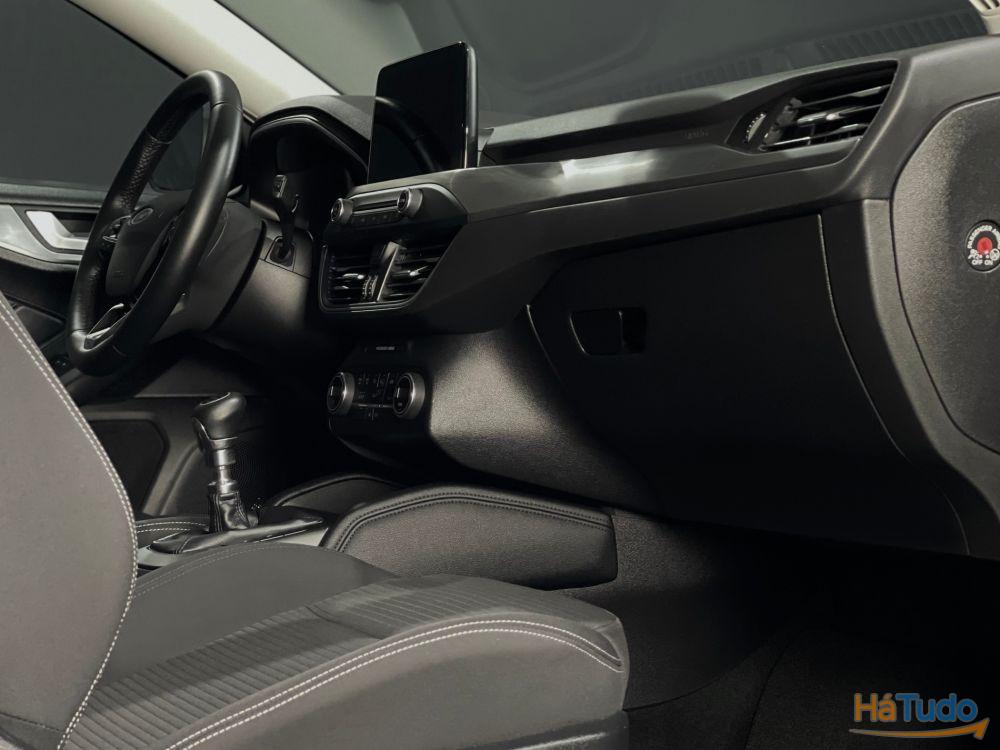 Ford Focus 1.5 TDCi EcoBlue Titanium Ford Focus 1.5 TDCi EcoBlue Titanium