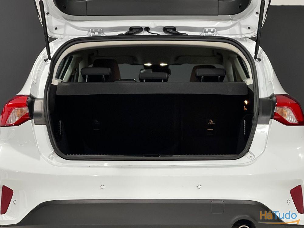 Ford Focus 1.5 TDCi EcoBlue Titanium Ford Focus 1.5 TDCi EcoBlue Titanium