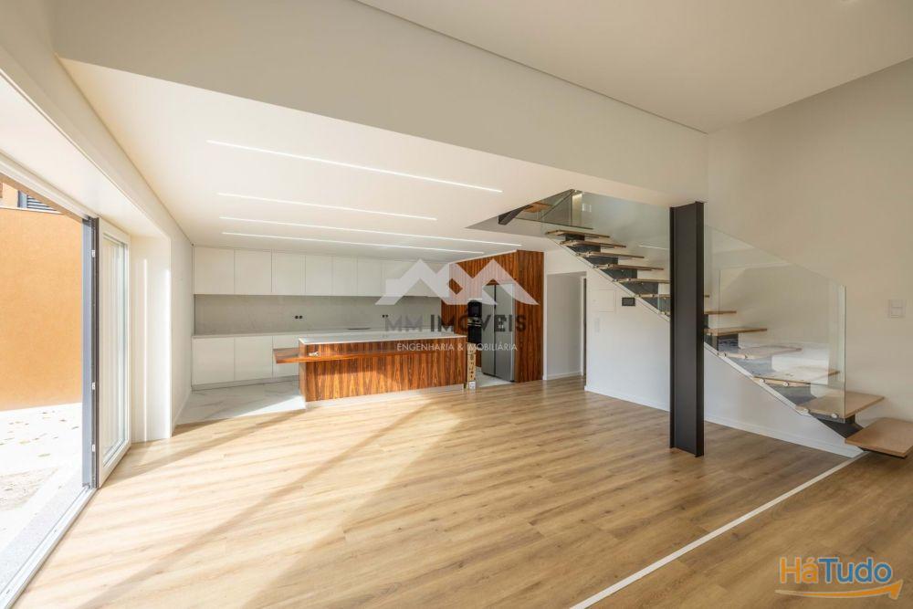 Moradia T4 | Nova 2026 | Águas Santas | Terraço | Jardim | Suite | Garagem 2 Carros Moradia T4 | Nova 2026 | Águas Santas | Terraço | Jardim | Suite | Garagem 2 Carros