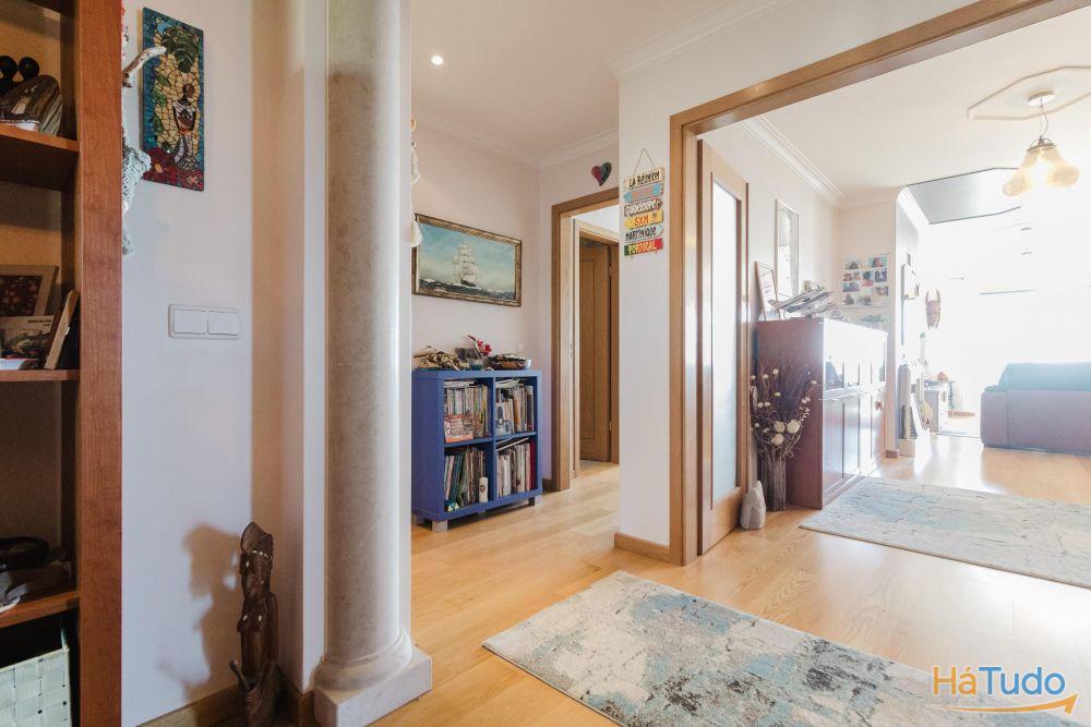 Apartamento T3 em Buarcos - com garagem ,vista Mar, Piscina e a 2 Minutos da Praia Apartamento T3 em Buarcos - com garagem ,vista Mar, Piscina e a 2 Minutos da Praia