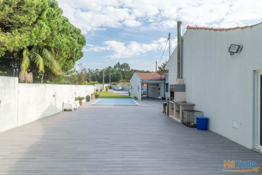 Moradia Térrea T2+1 | Folgosa - Maia | Piscina | Jardim | Terreno 721m2 Moradia Térrea T2+1 | Folgosa - Maia | Piscina | Jardim | Terreno 721m2