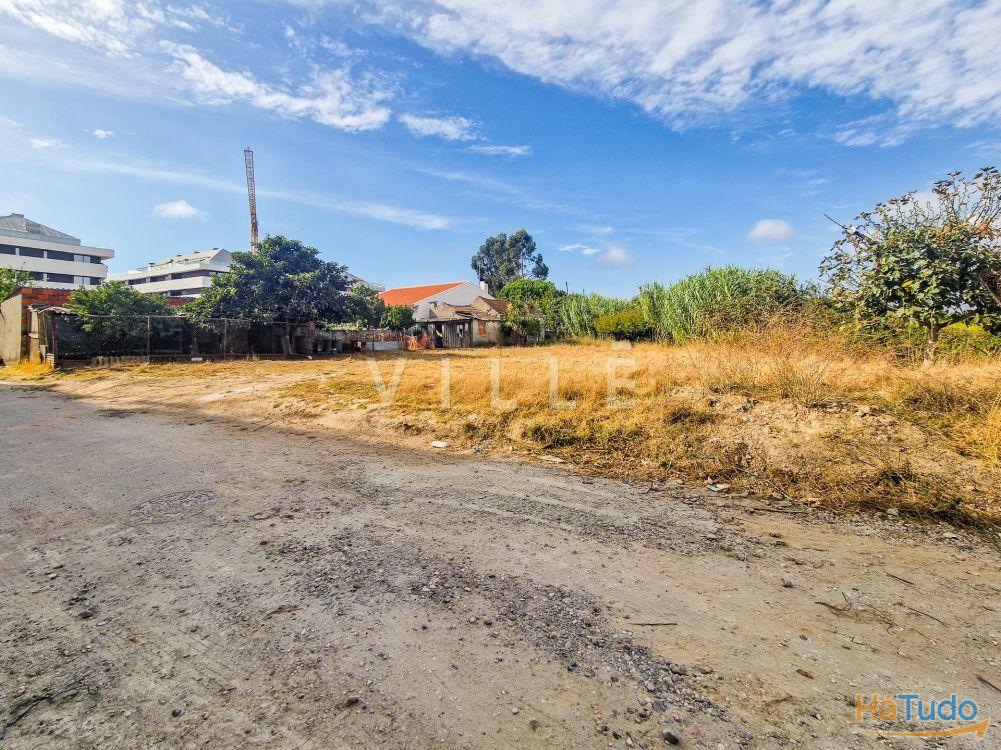Terreno destinado a construção com PIP Aprovado Terreno destinado a construção com PIP Aprovado