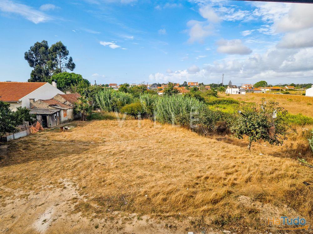 Terreno destinado a construção com PIP Aprovado Terreno destinado a construção com PIP Aprovado