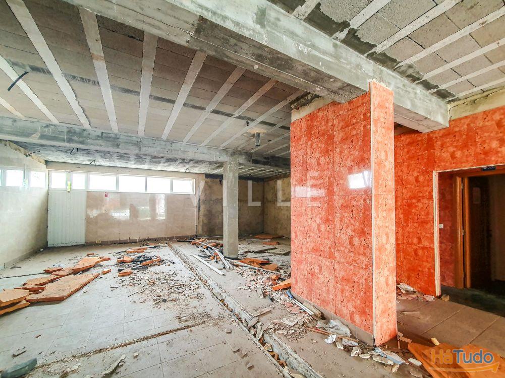 Loja Centro de Águeda com garagem Loja Centro de Águeda com garagem