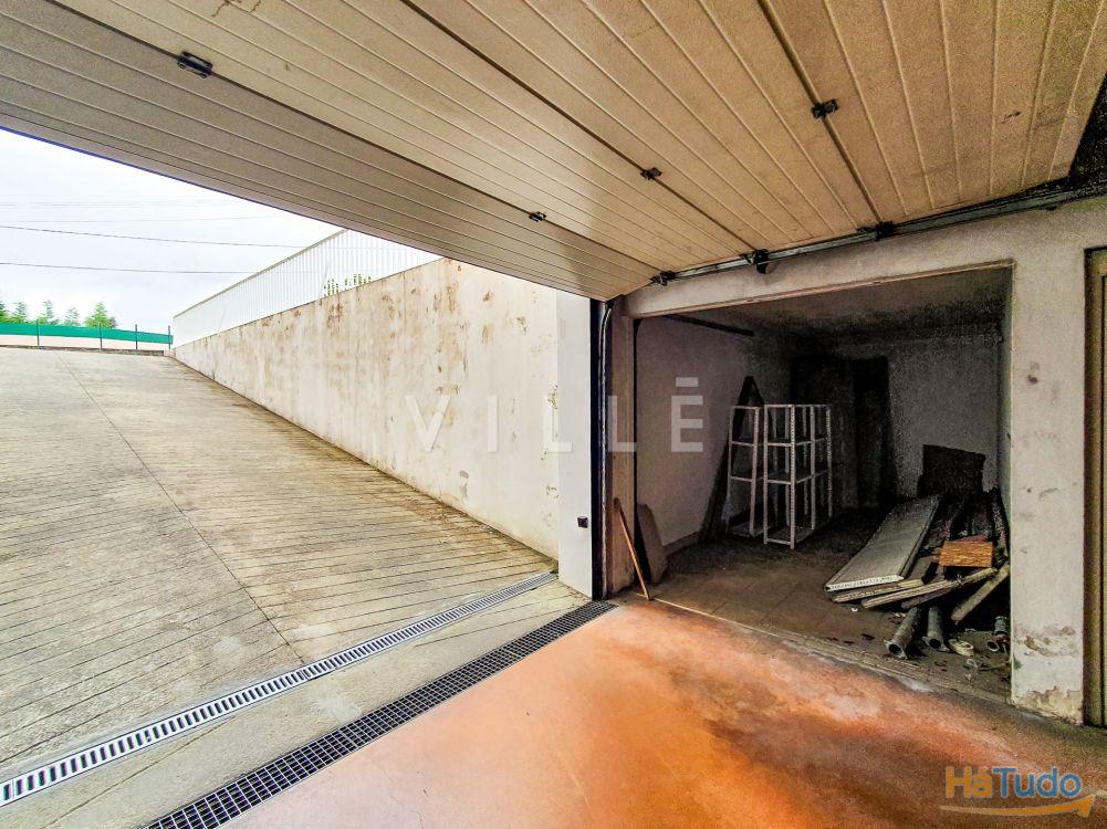 Loja Centro de Águeda com garagem Loja Centro de Águeda com garagem