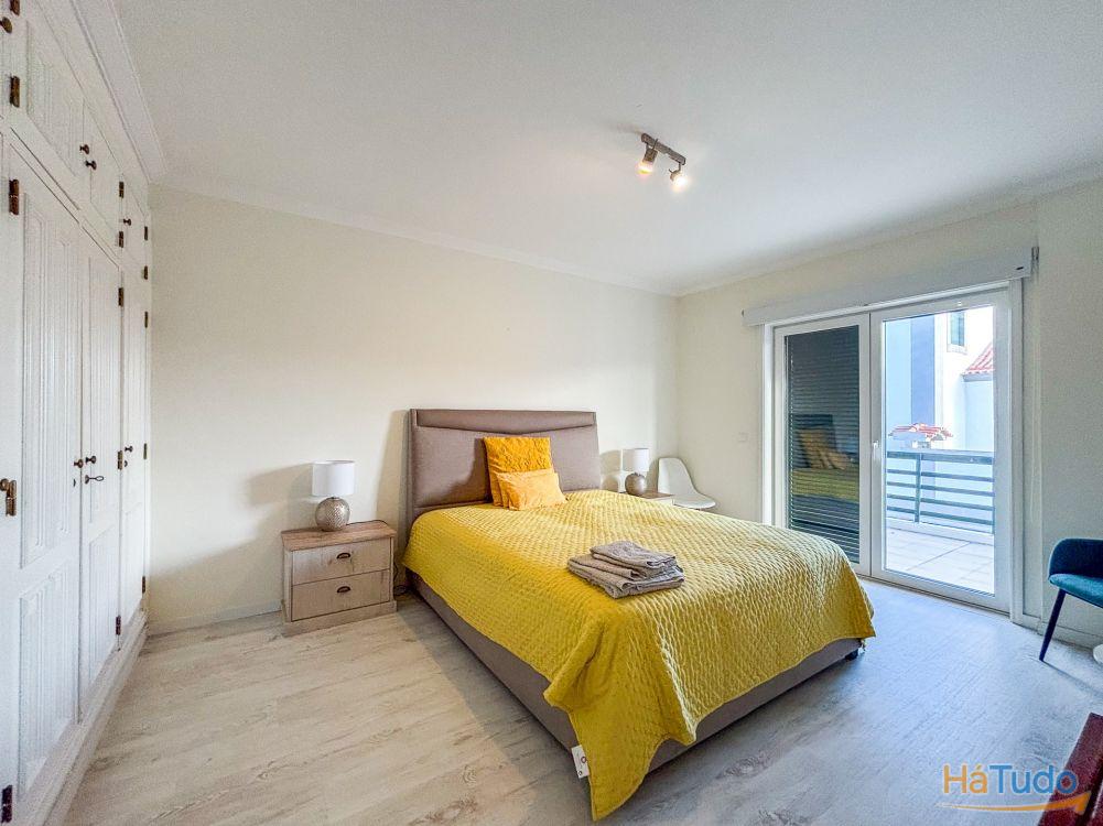 Apartamento T3 Mobilado para arrendar na Praia da Costa Costa Apartamento T3 Mobilado para arrendar na Praia da Costa Costa