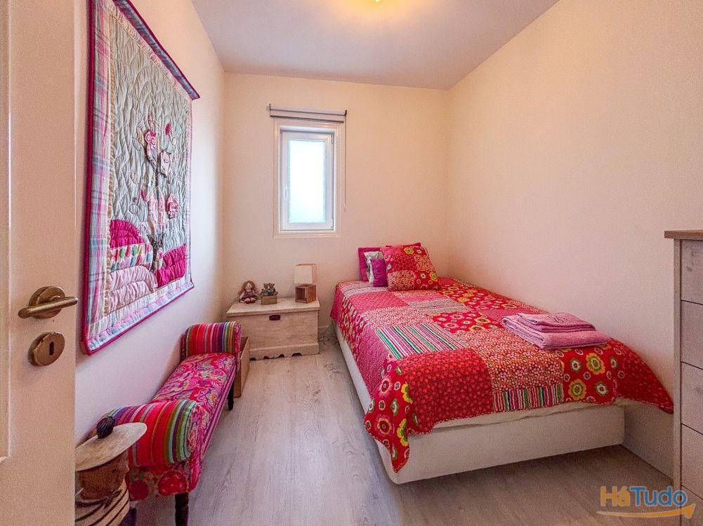 Apartamento T3 Mobilado para arrendar na Praia da Costa Costa Apartamento T3 Mobilado para arrendar na Praia da Costa Costa