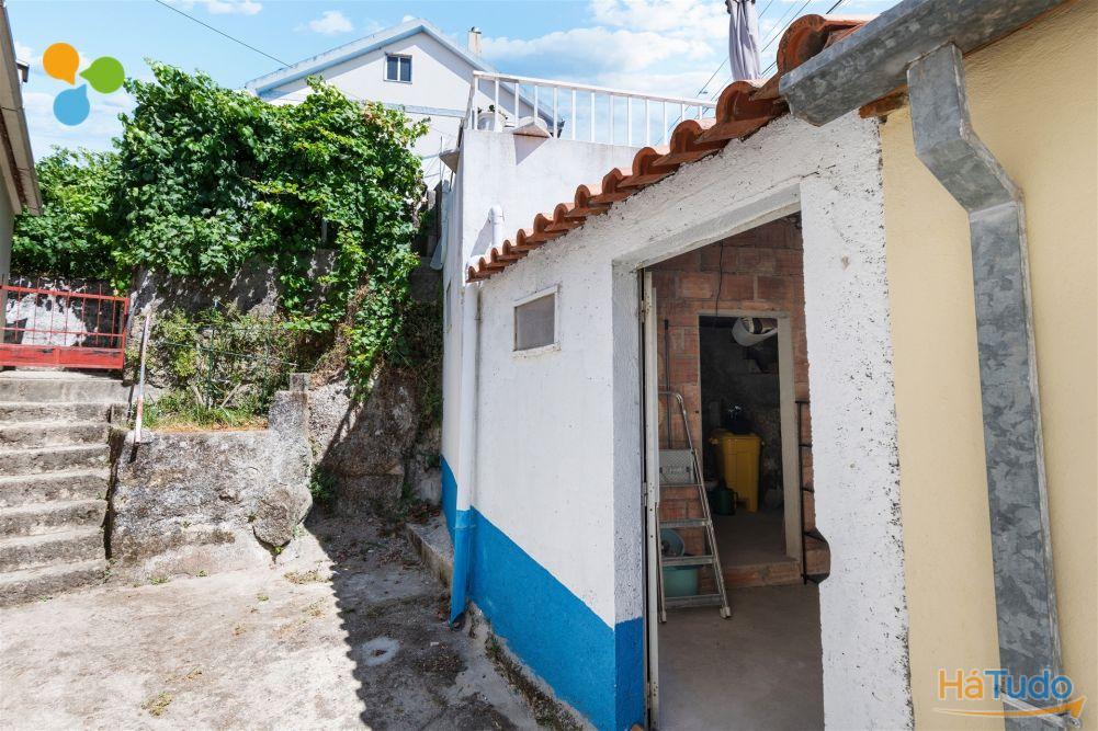 Moradia Geminada T2 + 1 Moradia Geminada T2 + 1