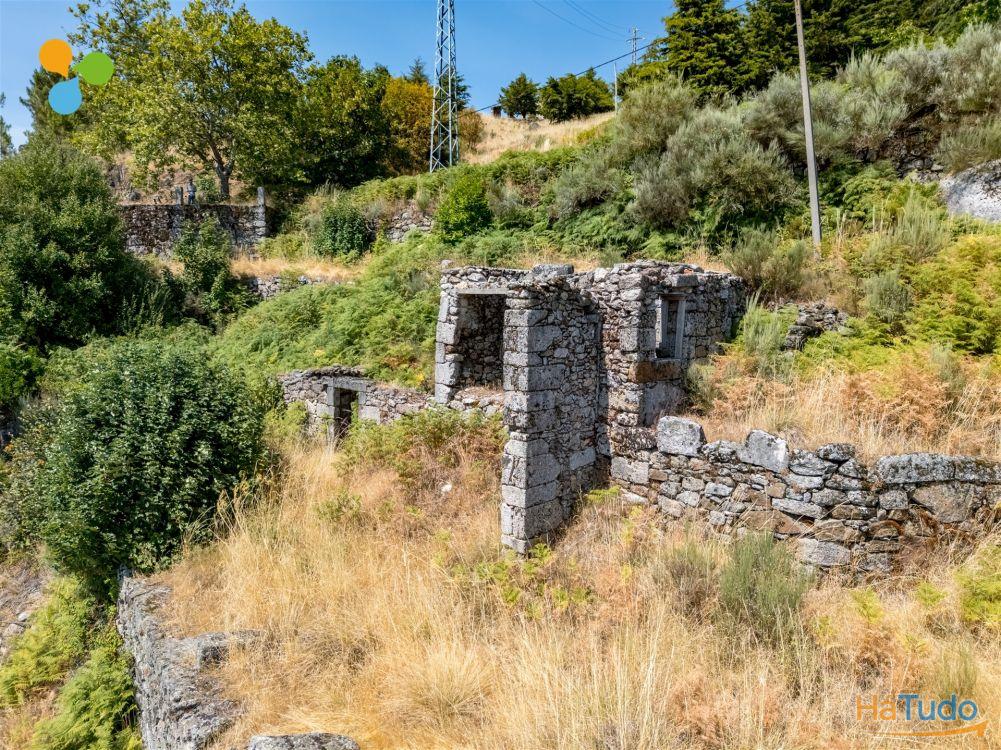 Moradia Devoluta ? Projeto Aprovado na Serra da Estrela Moradia Devoluta ? Projeto Aprovado na Serra da Estrela