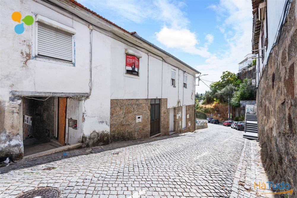 Moradia Geminada T3 - Covilhã Moradia Geminada T3 - Covilhã