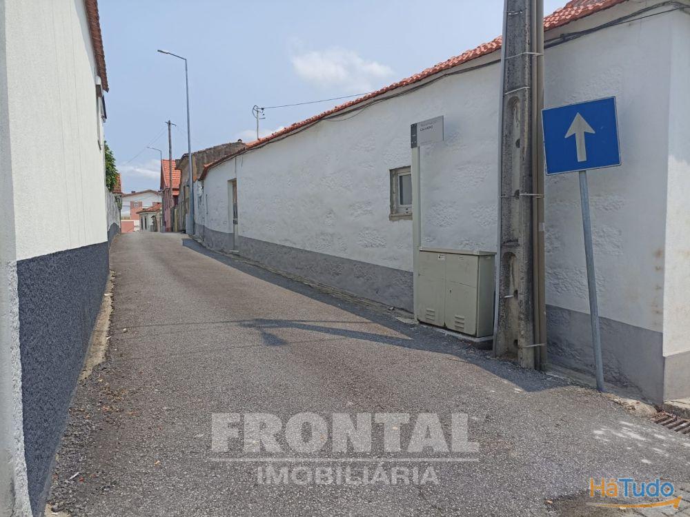 Moradia T2 Para Reabilitar Gueifães ? Cidade da Maia Moradia T2 Para Reabilitar Gueifães ? Cidade da Maia