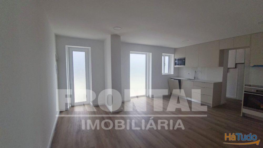 Moradia T2 Impecável e Renovada à venda | Paranhos, Porto Moradia T2 Impecável e Renovada à venda | Paranhos, Porto