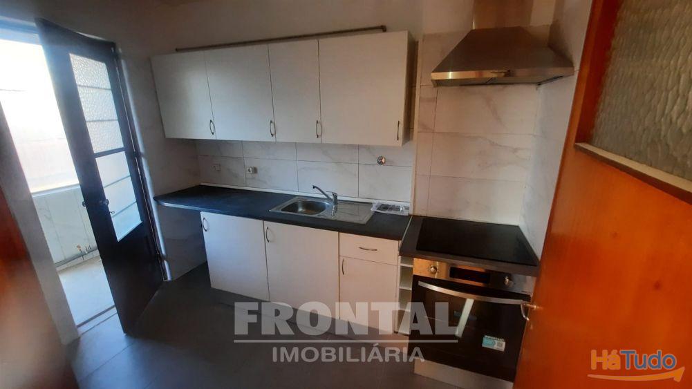 Apartamento T2 com 2 Frentes, Varandas e Lugar de Garagem | Gondomar, Porto Apartamento T2 com 2 Frentes, Varandas e Lugar de Garagem | Gondomar, Porto