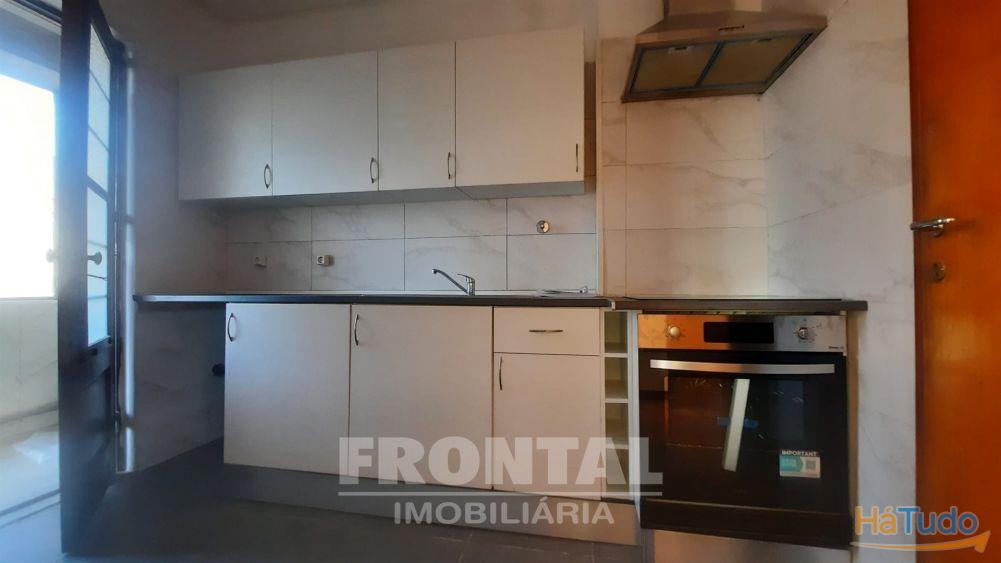 Apartamento T2 com 2 Frentes, Varandas e Lugar de Garagem | Gondomar, Porto Apartamento T2 com 2 Frentes, Varandas e Lugar de Garagem | Gondomar, Porto