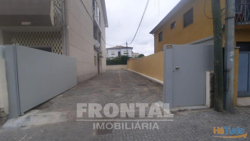 Apartamento T2 com 2 Frentes, Varandas e Lugar de Garagem | Gondomar, Porto Apartamento T2 com 2 Frentes, Varandas e Lugar de Garagem | Gondomar, Porto