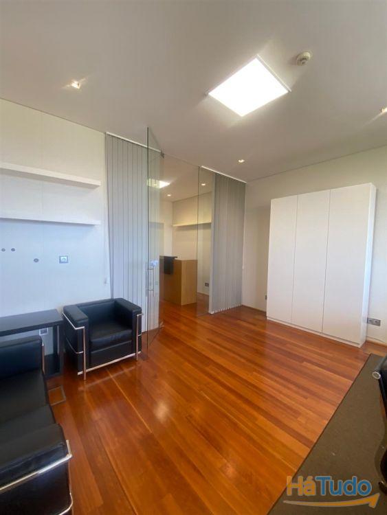 Escritório T2 Venda em Matosinhos e Leça da Palmeira,Matosinhos Escritório T2 Venda em Matosinhos e Leça da Palmeira,Matosinhos