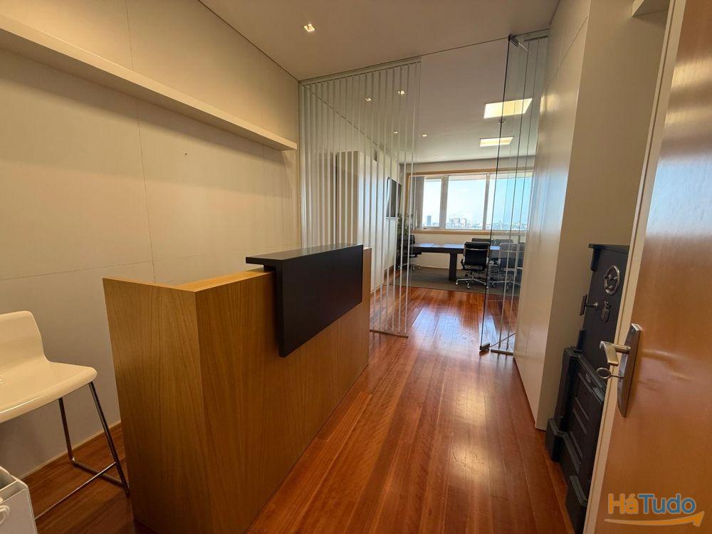 Escritório T2 Venda em Matosinhos e Leça da Palmeira,Matosinhos Escritório T2 Venda em Matosinhos e Leça da Palmeira,Matosinhos