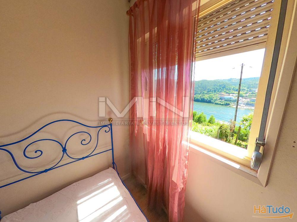 Moradia com Terreno a 10 minutos do Porto - Vistas Rio Douro Moradia com Terreno a 10 minutos do Porto - Vistas Rio Douro