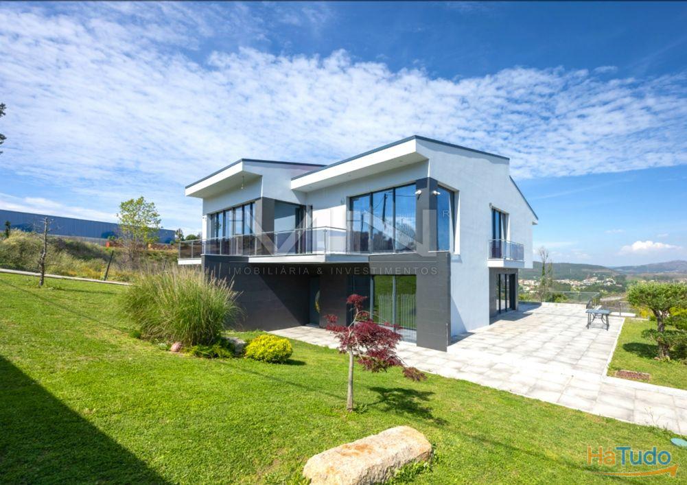 Moradia de sonho \ Piscina \ Jacuzzi \ 5 suites \ 3270m2 Moradia de sonho \ Piscina \ Jacuzzi \ 5 suites \ 3270m2