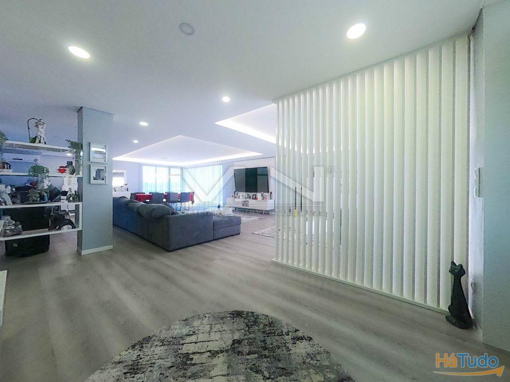 Moradia de sonho \ Piscina \ Jacuzzi \ 5 suites \ 3270m2 Moradia de sonho \ Piscina \ Jacuzzi \ 5 suites \ 3270m2