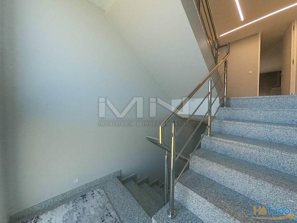 Moradia de sonho \ Piscina \ Jacuzzi \ 5 suites \ 3270m2 Moradia de sonho \ Piscina \ Jacuzzi \ 5 suites \ 3270m2