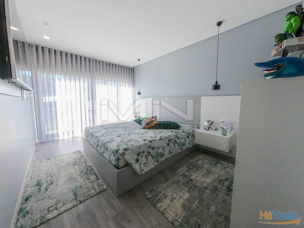 Moradia de sonho \ Piscina \ Jacuzzi \ 5 suites \ 3270m2 Moradia de sonho \ Piscina \ Jacuzzi \ 5 suites \ 3270m2