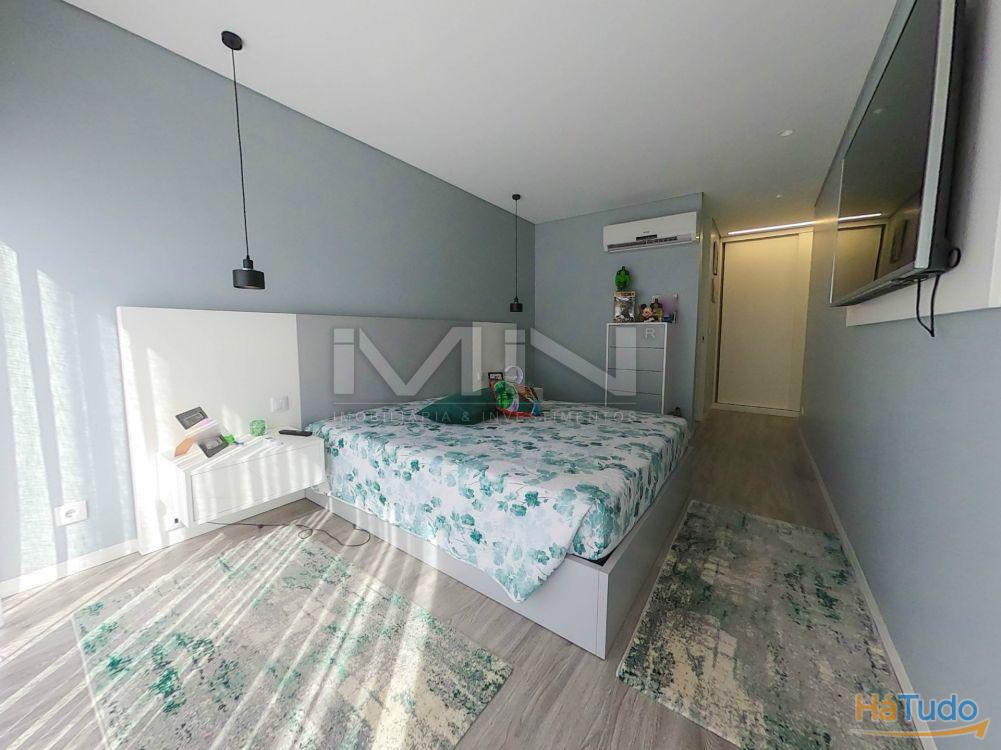 Moradia de sonho \ Piscina \ Jacuzzi \ 5 suites \ 3270m2 Moradia de sonho \ Piscina \ Jacuzzi \ 5 suites \ 3270m2