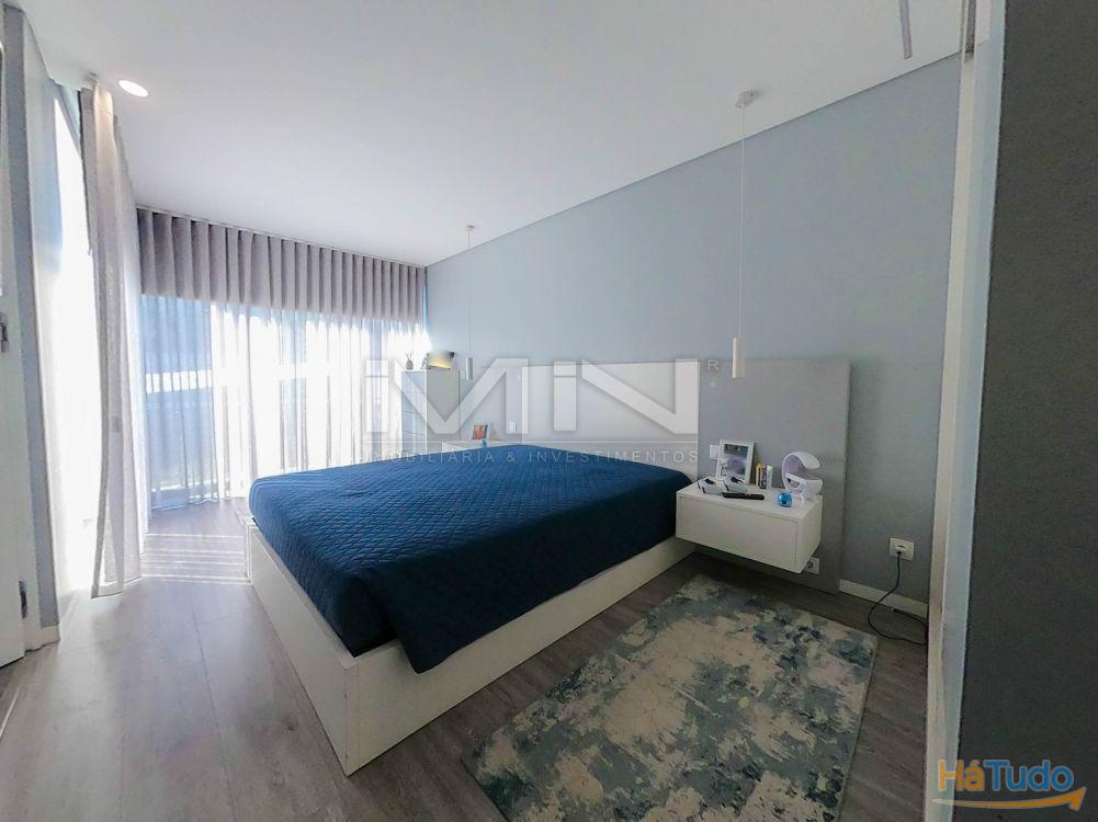 Moradia de sonho \ Piscina \ Jacuzzi \ 5 suites \ 3270m2 Moradia de sonho \ Piscina \ Jacuzzi \ 5 suites \ 3270m2