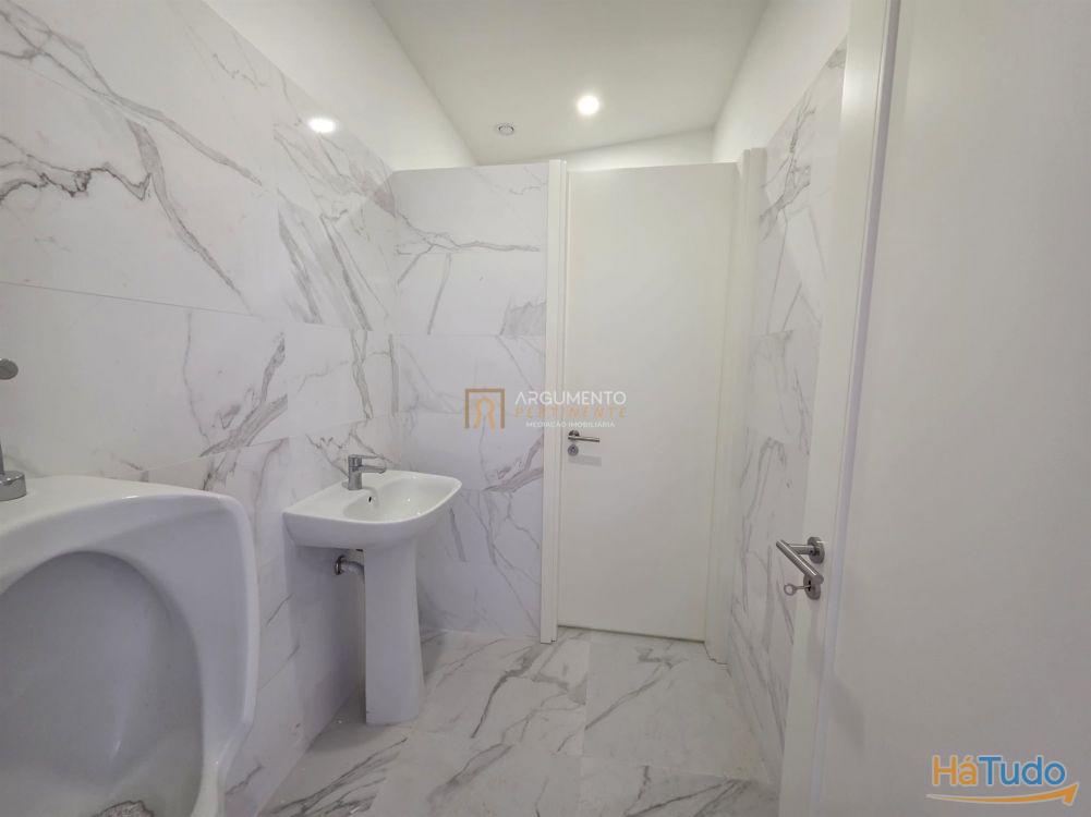 Loja para Restauração, Comércio ou Serviços ? Centro da Maia Loja para Restauração, Comércio ou Serviços ? Centro da Maia