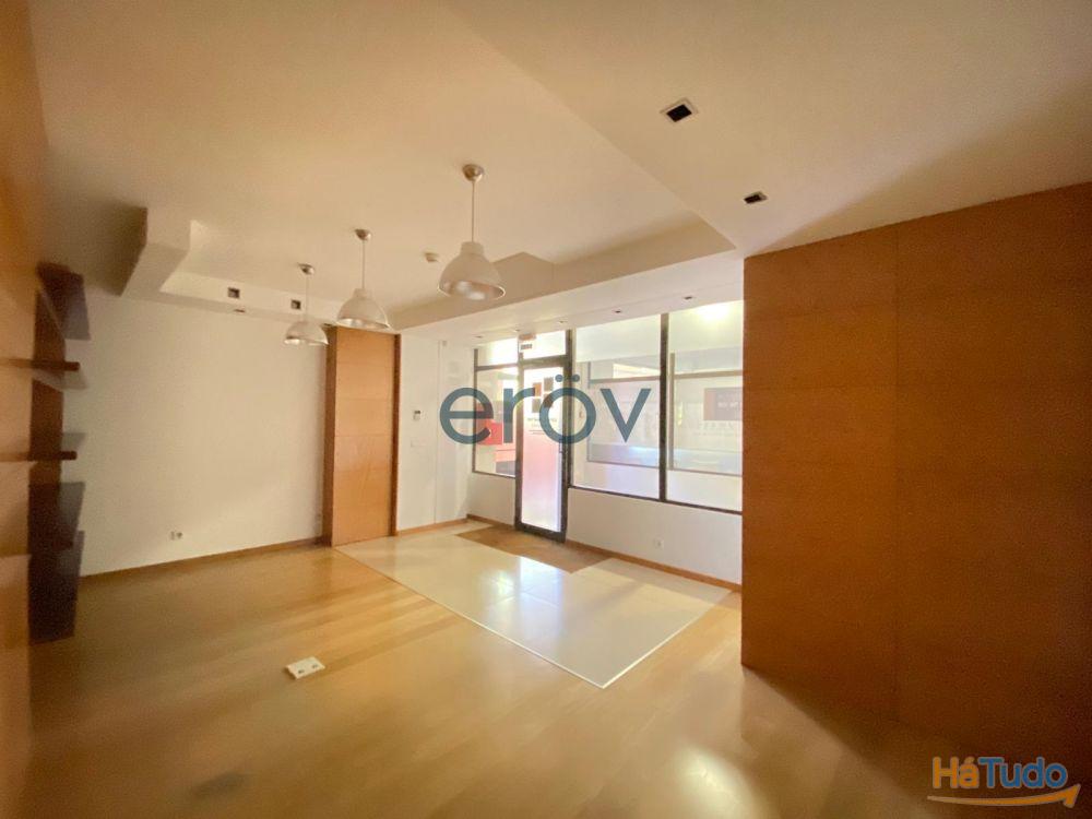 Loja para Arrendamento no Centro de Vila das Aves Loja para Arrendamento no Centro de Vila das Aves