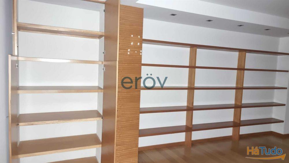 Loja para Arrendamento no Centro de Vila das Aves Loja para Arrendamento no Centro de Vila das Aves