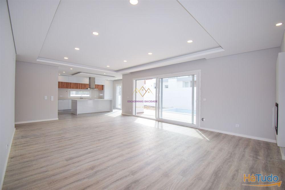 Moradia Térrea T4 com piscina em Azeitão Moradia Térrea T4 com piscina em Azeitão