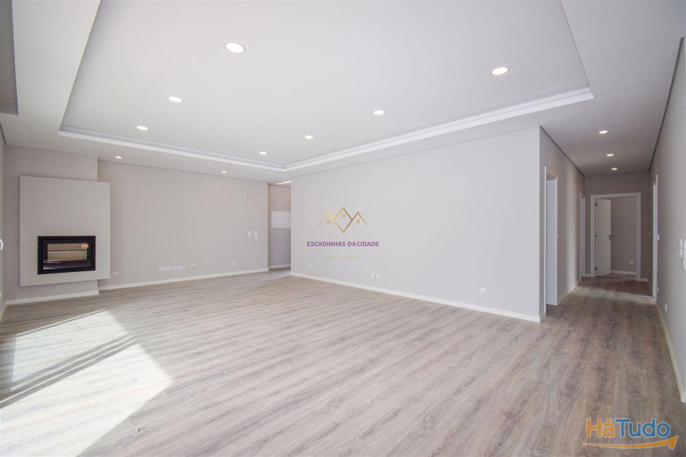 Moradia Térrea T4 com piscina em Azeitão Moradia Térrea T4 com piscina em Azeitão