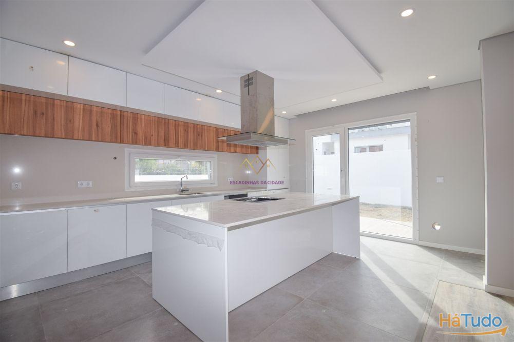 Moradia Térrea T4 com piscina em Azeitão Moradia Térrea T4 com piscina em Azeitão