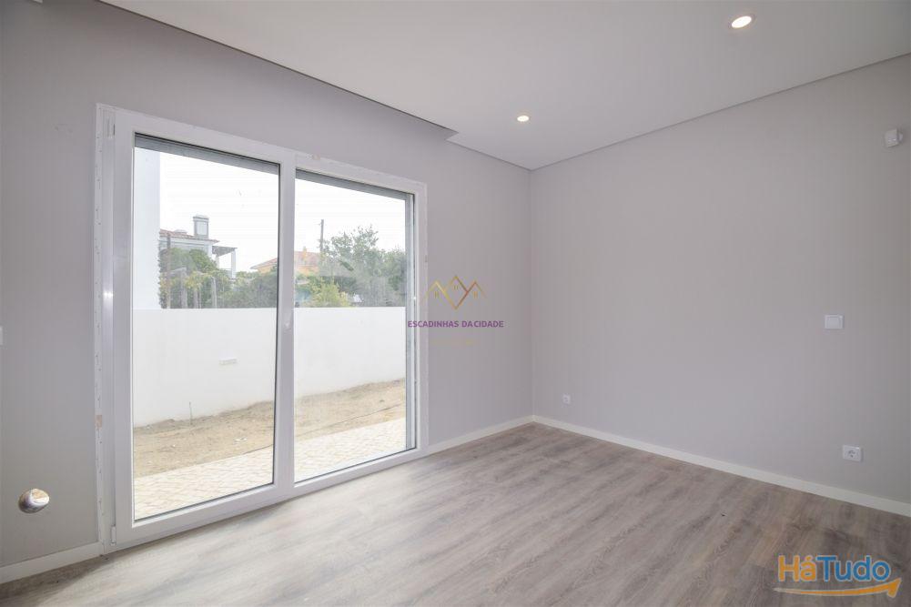 Moradia Térrea T4 com piscina em Azeitão Moradia Térrea T4 com piscina em Azeitão