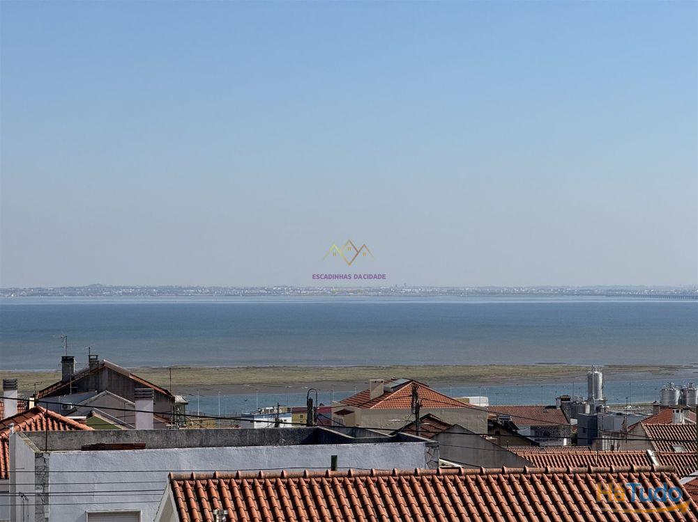 T2 Remodelado com Vista Rio e Ponte Vasco da Gama T2 Remodelado com Vista Rio e Ponte Vasco da Gama