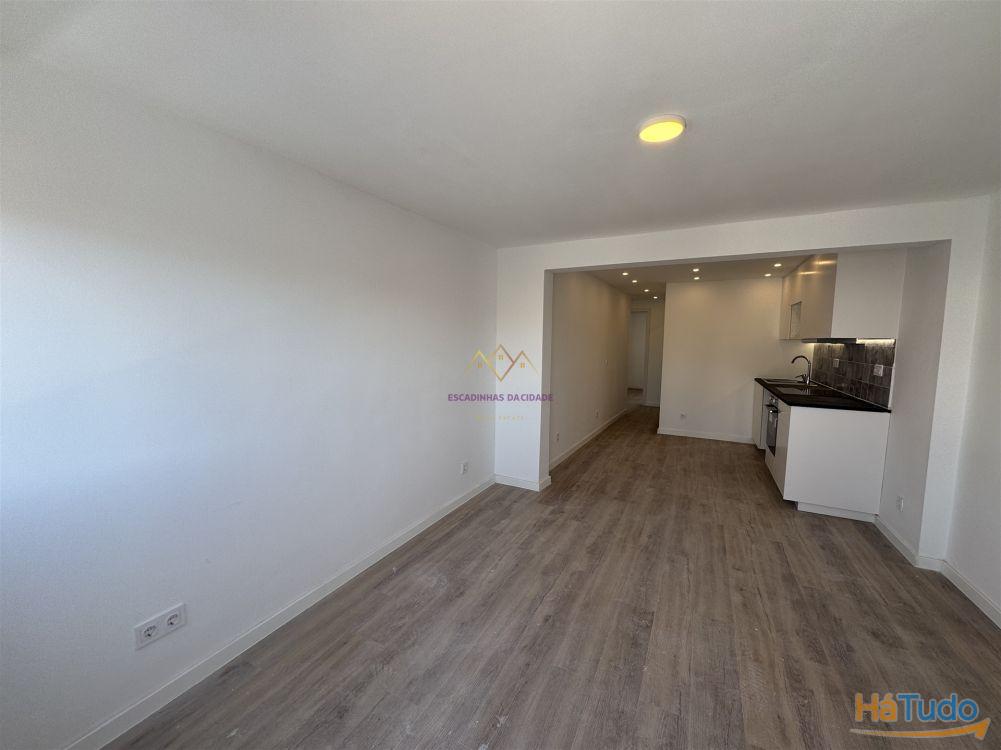 T2 Remodelado com Vista Rio e Ponte Vasco da Gama T2 Remodelado com Vista Rio e Ponte Vasco da Gama