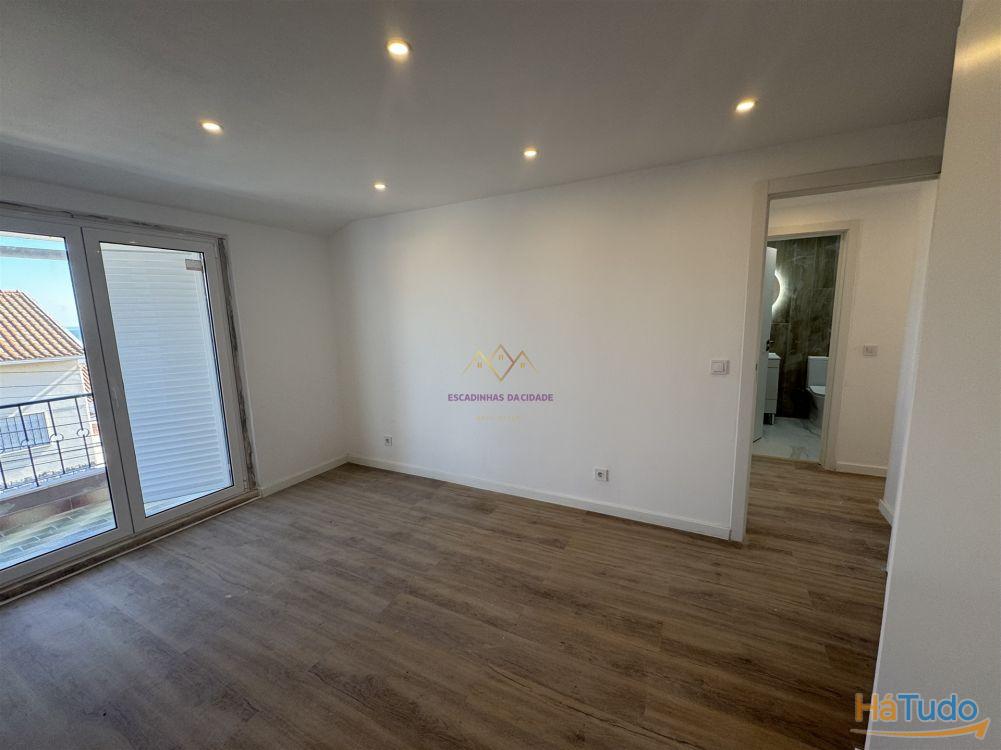 T2 Remodelado com Vista Rio e Ponte Vasco da Gama T2 Remodelado com Vista Rio e Ponte Vasco da Gama