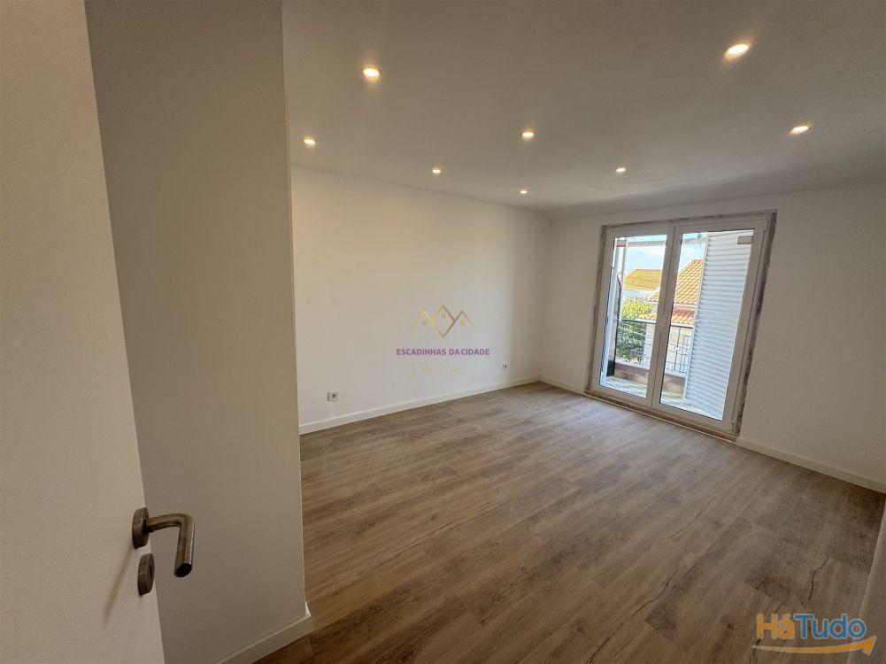 T2 Remodelado com Vista Rio e Ponte Vasco da Gama T2 Remodelado com Vista Rio e Ponte Vasco da Gama