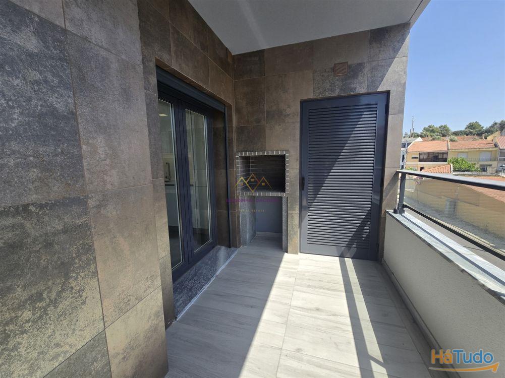 T3 com Piscina em Alverca T3 com Piscina em Alverca
