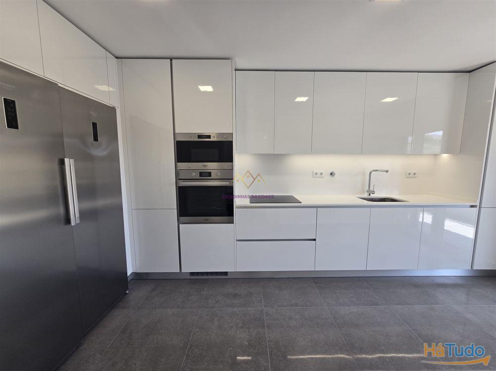 T3 com Piscina em Alverca T3 com Piscina em Alverca