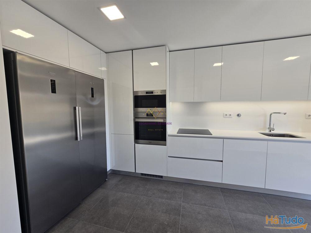 T3 com Piscina em Alverca T3 com Piscina em Alverca